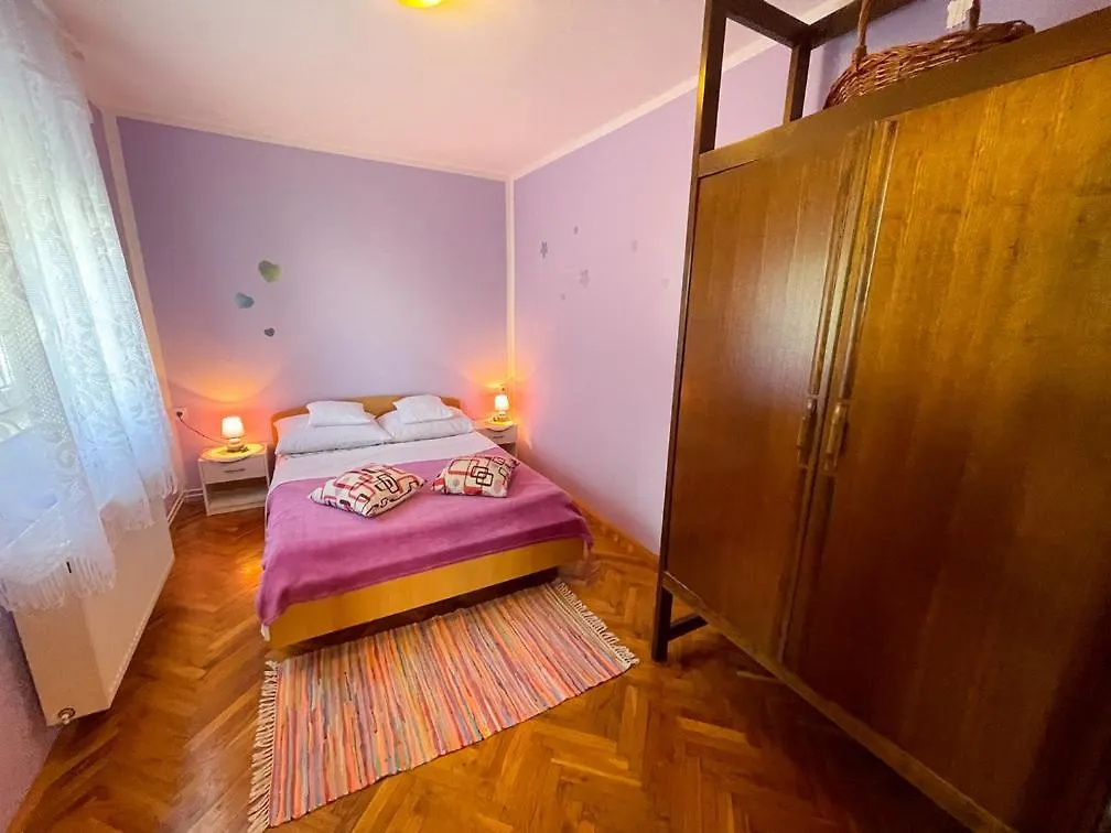 Apartmani Ruzic Jadranovo Croatia
